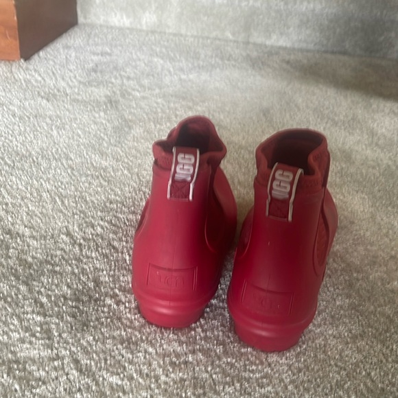 Ugg “Droplet” rain boot - Picture 2 of 8